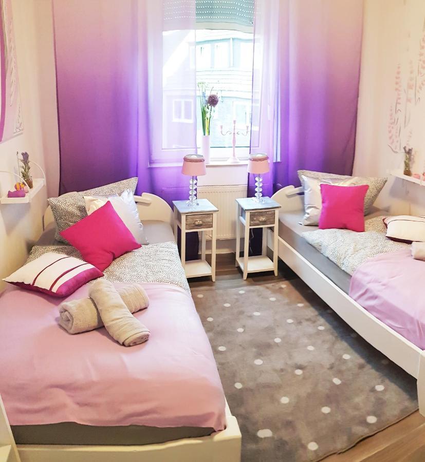 Elena Flat Lavendel Duisburg Zentrum Екстериор снимка